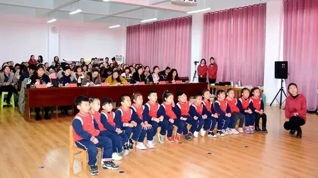 「云南教育新闻」把脉课堂，引领成长